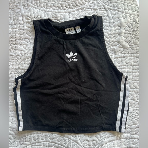 Adidas crop top - Picture 1 of 2
